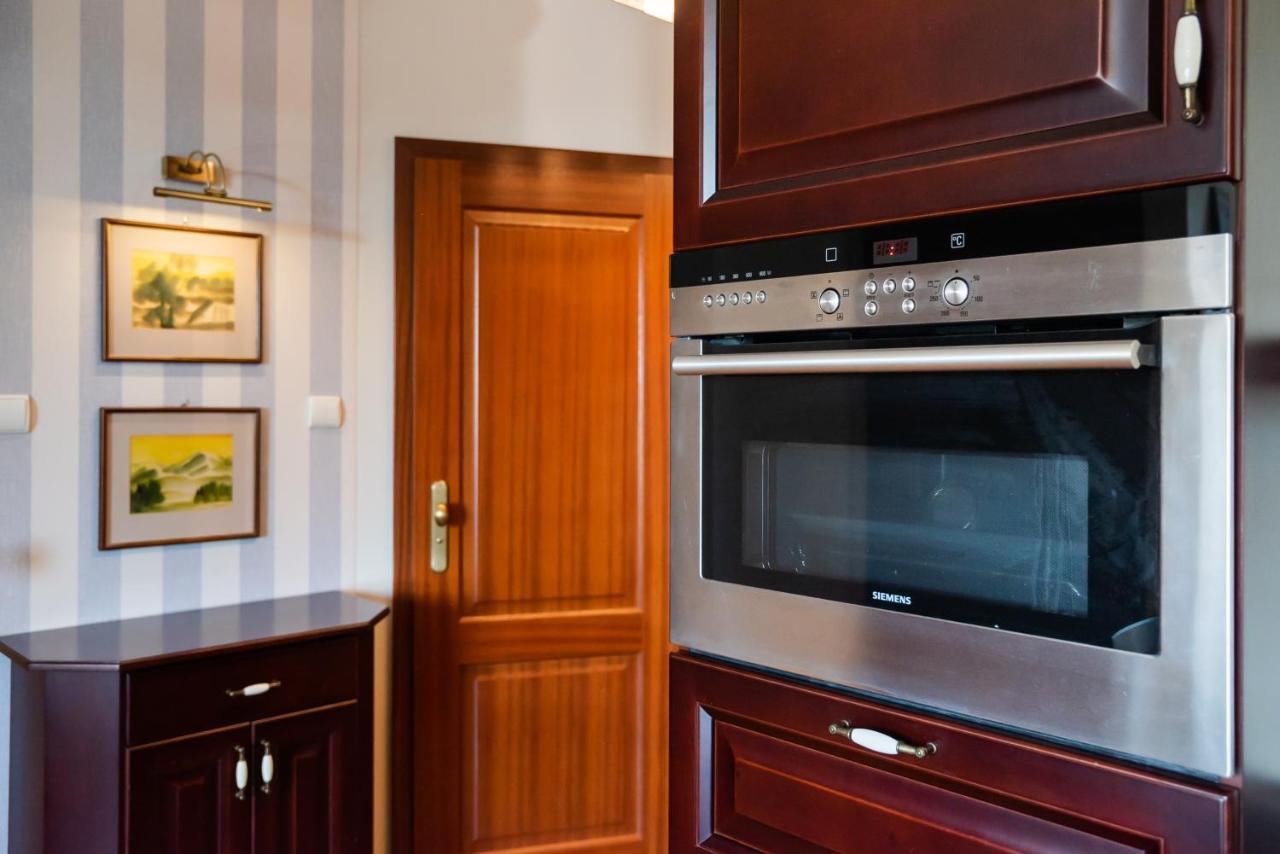 Metro Wilanowska Homely Apartment Warszawa Eksteriør billede